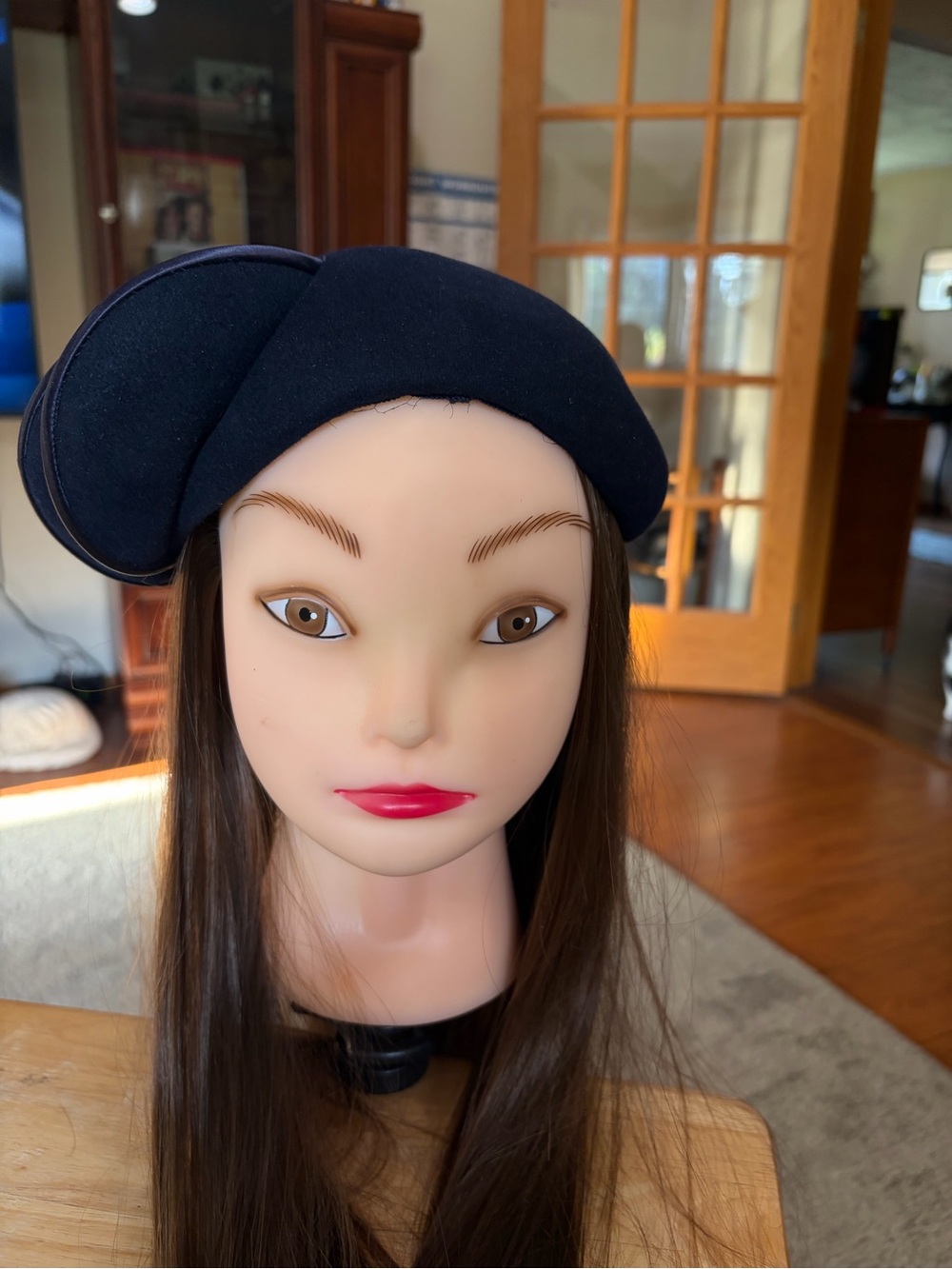 Women’s Navy Blue Wool Beret Hat